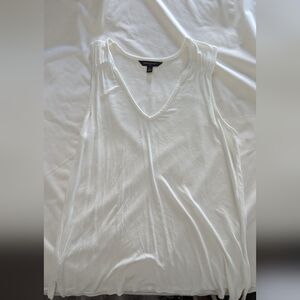 V-neck tank